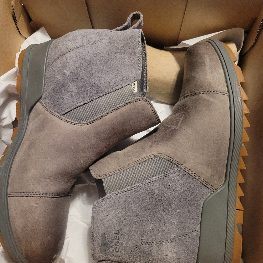 Sorel women boots Evie pull on gray leather suede size 8